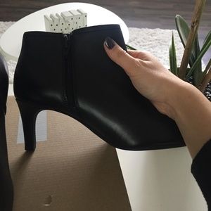 clarks dancer sky boots